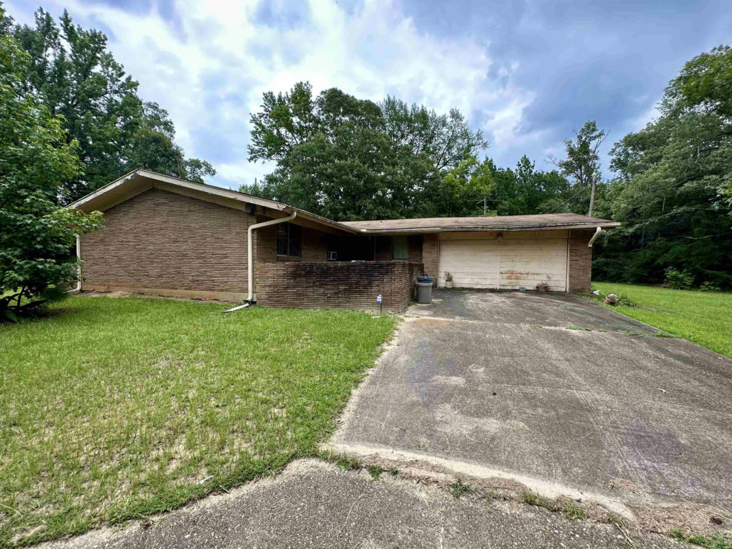 910 RWE JONES ST, GRAMBLING, LA 71245, photo 1 of 9